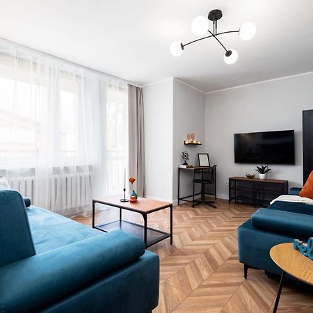 Kairos Apartments - Friends - Darmowy Parking, Blisko Centrum グリヴィツェ エクステリア 写真