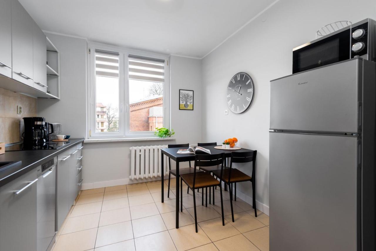 Kairos Apartments - Friends - Darmowy Parking, Blisko Centrum グリヴィツェ エクステリア 写真