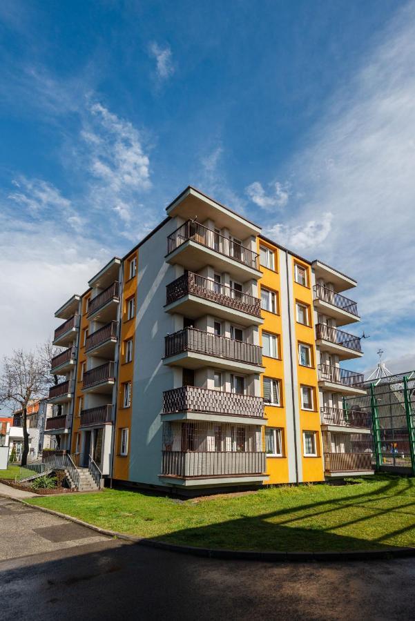 Kairos Apartments - Friends - Darmowy Parking, Blisko Centrum グリヴィツェ エクステリア 写真