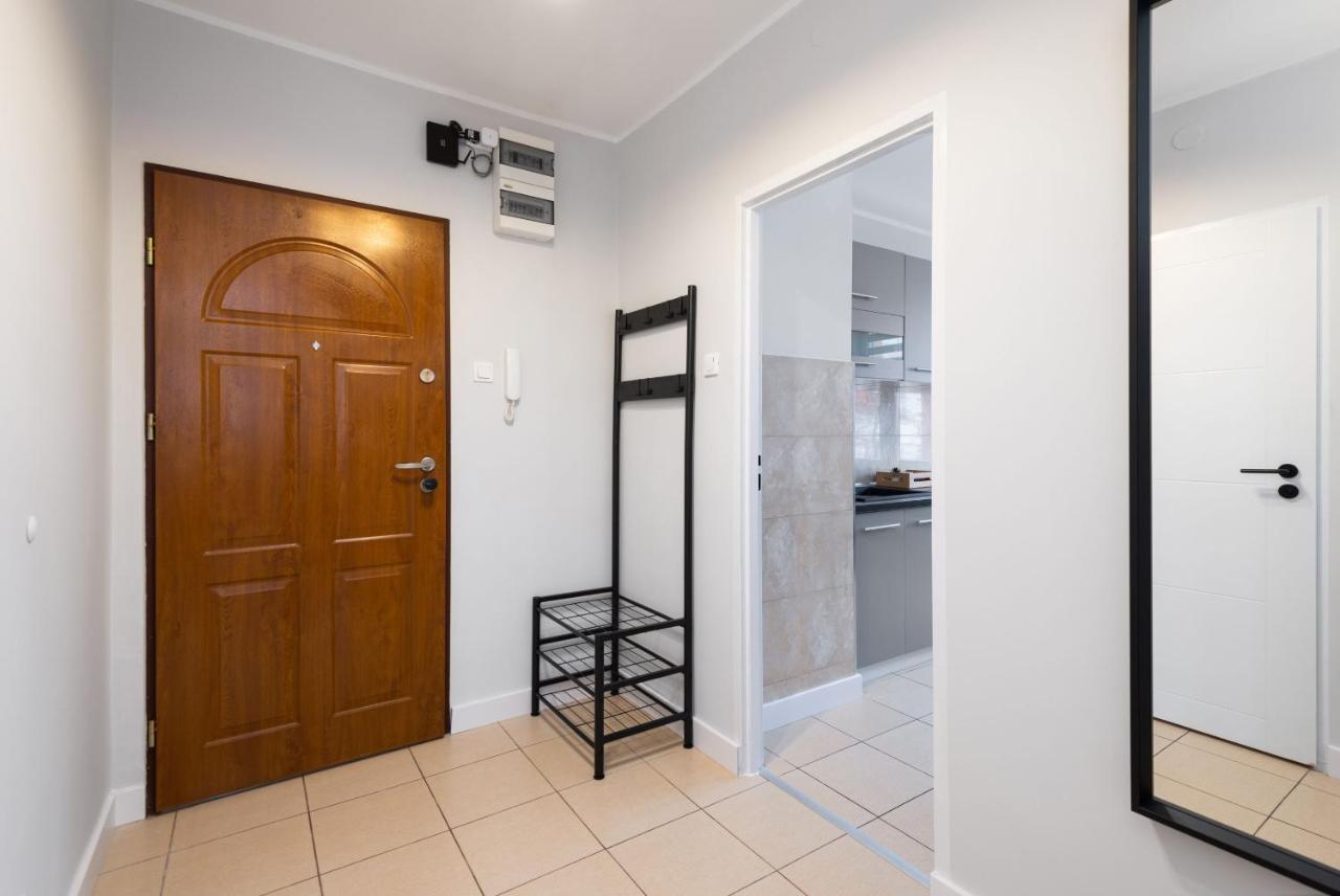 Kairos Apartments - Friends - Darmowy Parking, Blisko Centrum グリヴィツェ エクステリア 写真